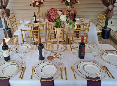 gallery-best-party-event-rentals-dmv-virginia-glass-wares-CHIAVARI-CHAIRS